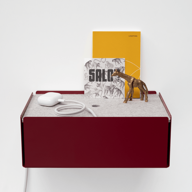 CHARGE-BOX Ladestation - Elegantes Kabelmanagement