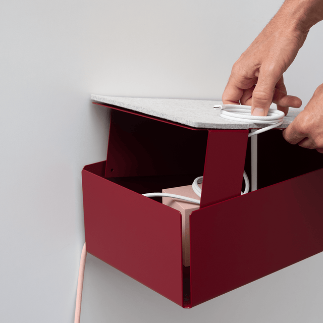 CHARGE-BOX Ladestation - Elegantes Kabelmanagement