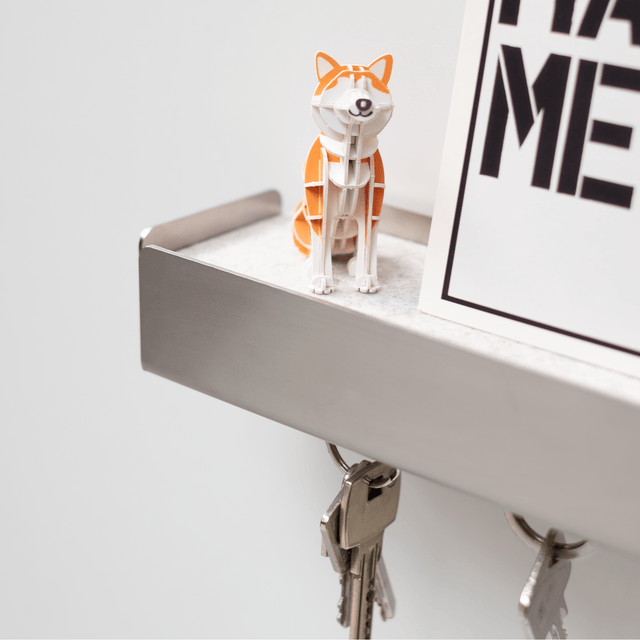 Sonderedition: KEY-BOX Edelstahl geschliffen - Schlüsselbrett mit Ablage für den Flur, Schmuckorganizer für dein Bad oder Schlafzimmer, Hakenleiste für die Küche oder Balkon